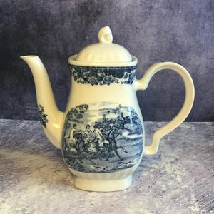Vintage Blue and White Transferware Pottery Coffee Pot or Tall Teapot With Old English Hunting Scene