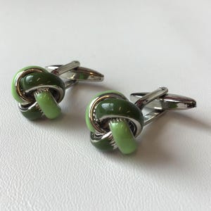 Vintage Silvertone Green Enamel Love Knot Cuff Links, Lime Cufflinks