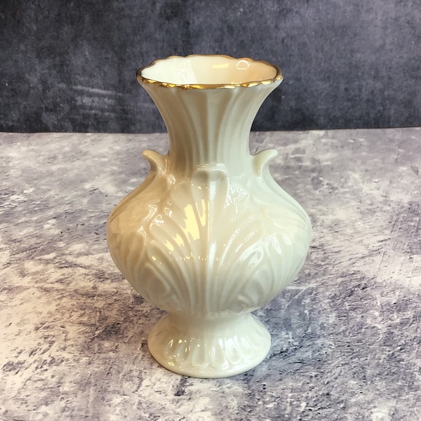 Vintage Lenox USA Ivory China Leaf Design Elfin Bud / Posy Vase, decorado a mano con oro de 24k
