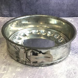 West German Vintage Springform Baking Tin With Decorative Flan Base, Vintage Kitchenalia Cake Pan
