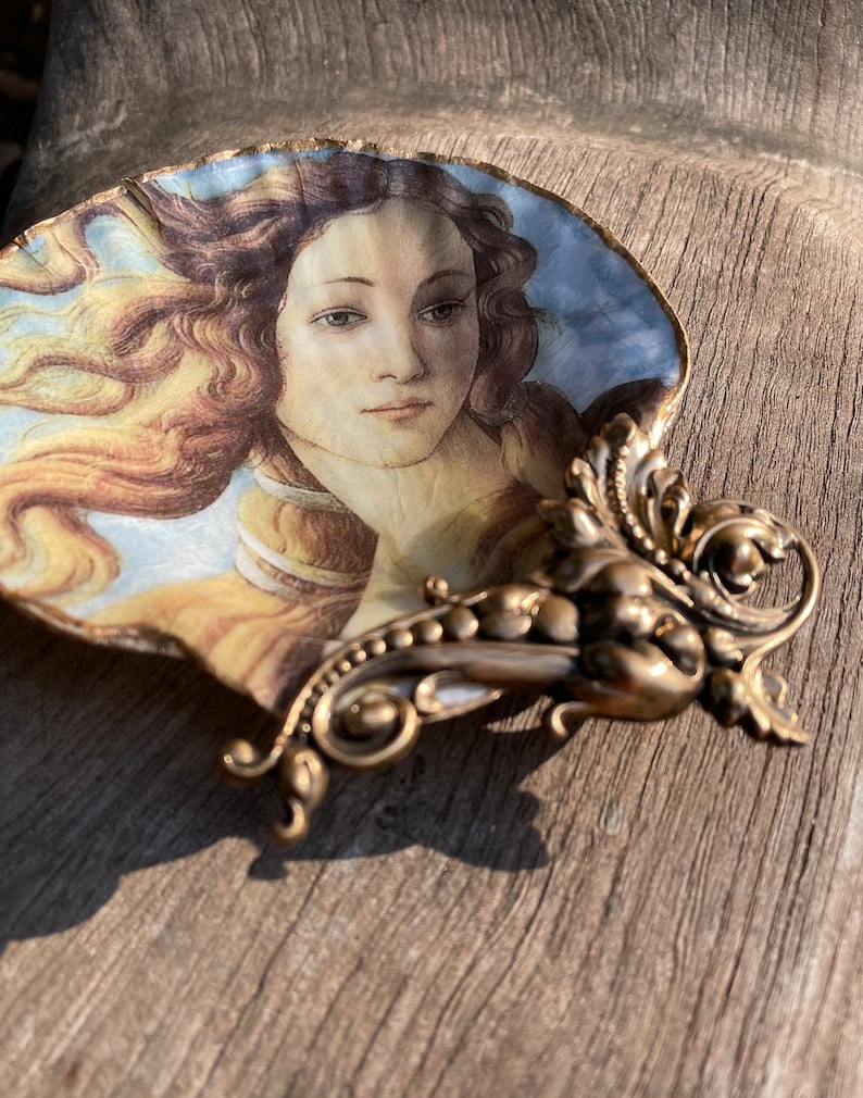 Venus, The Birth of Venus, Botticelli, Gift, Shell Art, Scallop Shell, Shell's Collection, Unique Gift, Mother's Day Gift ,Home Decor, Art, image 8