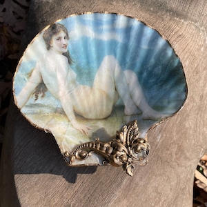Giant Scallop Shell, XL Scallop Shell, Mermaid, Water Nymph, Ocean, Sea, Classical Art, Decoupage Art, Decoupage Shell Dish, Jewelry Dish