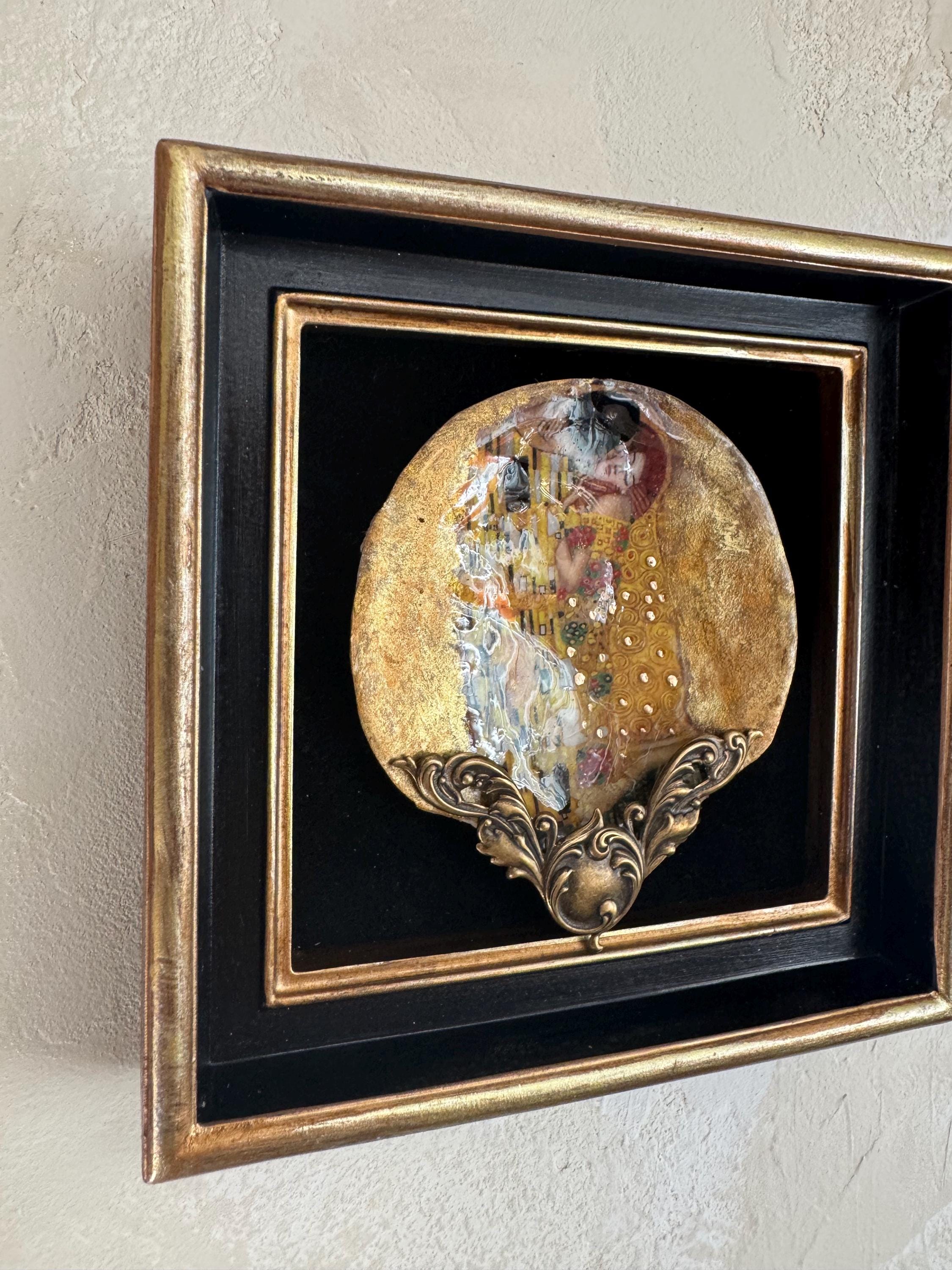 Handmade Klimt “the Kiss” Art: Gold Leaf, Shadow Box Frame - Etsy