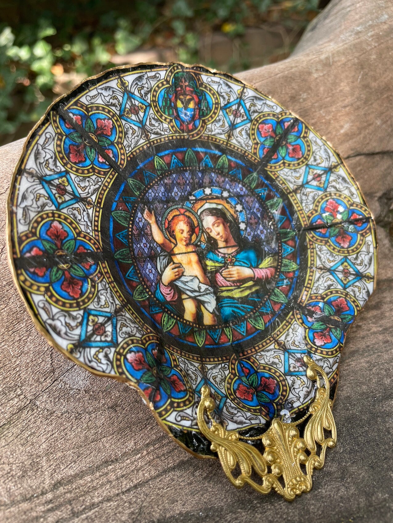 Holy Mary Shell Decoupage Saint Mary Shell: Holy Mother and Child, Gold Flakes - Etsy