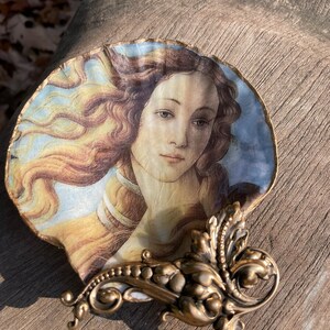 Venus, The Birth of Venus, Botticelli, Gift, Shell Art, Scallop Shell, Shell's Collection, Unique Gift, Mother's Day Gift ,Home Decor, Art, image 3