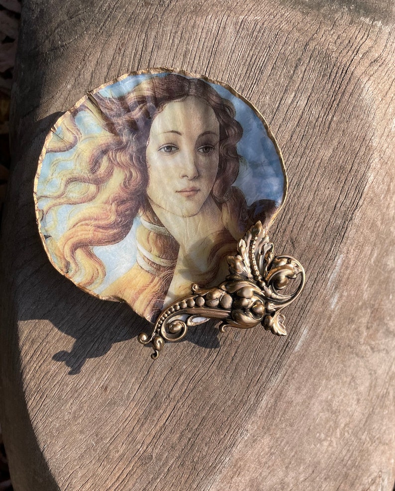 Venus, The Birth of Venus, Botticelli, Gift, Shell Art, Scallop Shell, Shell's Collection, Unique Gift, Mother's Day Gift ,Home Decor, Art, image 9