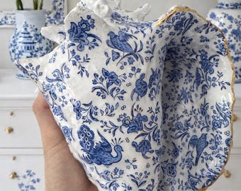 Chinoiserie Decoupage Muschelschale: Blau Blumen Dekor