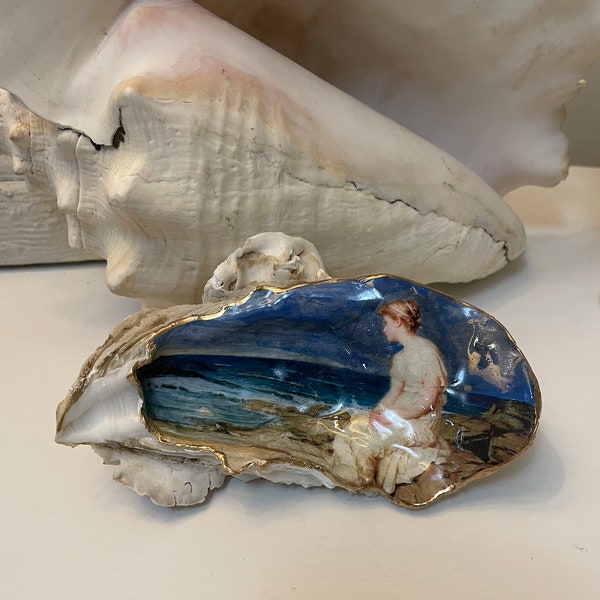 Oyster Shell, Decoupage Shell, Birthday Gift, Trinket Dish, Ring Dish, Unique Gift, Gift for a Friend, Coast Home Decor, Beach House Decor