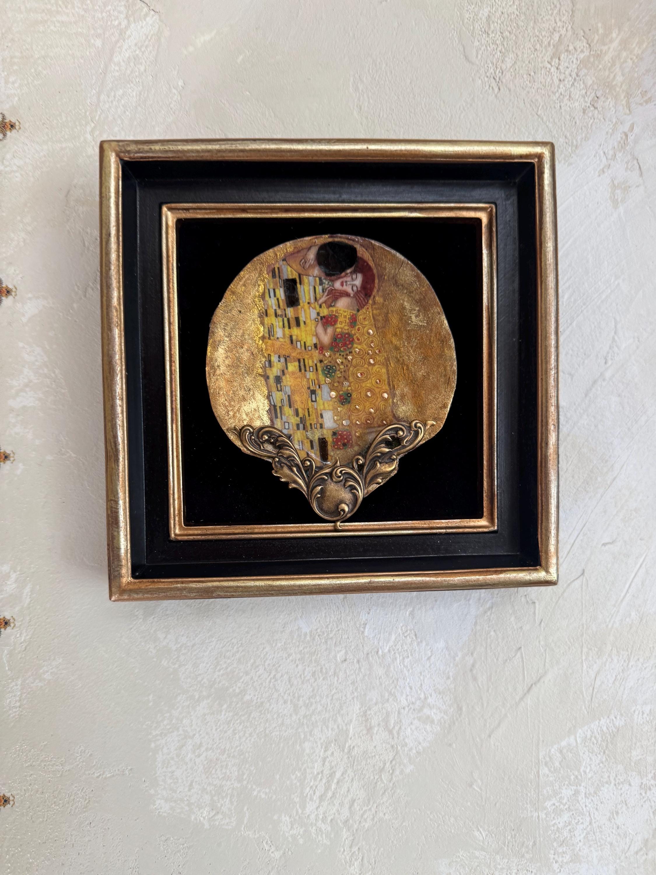 Handmade Klimt “the Kiss” Art: Gold Leaf, Shadow Box Frame - Etsy