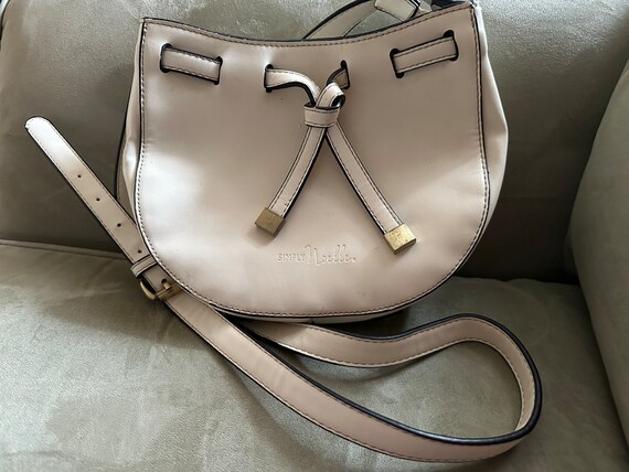 Simply Noelle White Crossover Purse - image 2