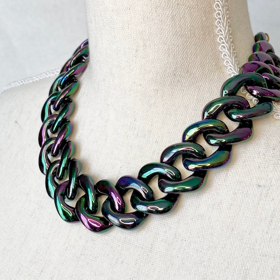 Moody Acrylic Chain Necklace Gift Iridescent Purple Green Blue