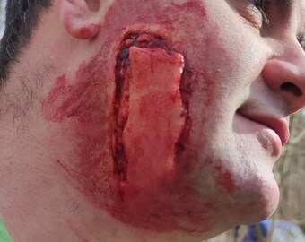 Silicone Prosthetic SFX Wound #47 (big laceration) | Latex-free | For movies, TV, photoshootings, Halloween and more ... | Beginner friendly