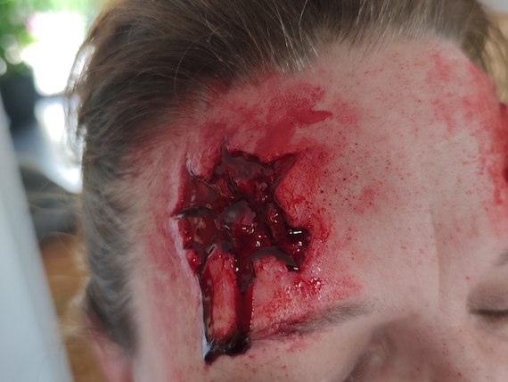 Latex Cross Wound Prosthetic Adult Flesh Latex Cross Wound Prosthetic Adult Flesh