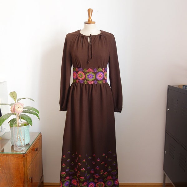 70er Jahre Kleid aus Crepe