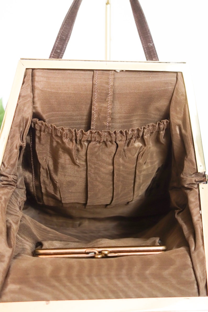 Brown suede bag, 1930s image 5