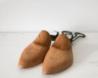 wooden shoe trees