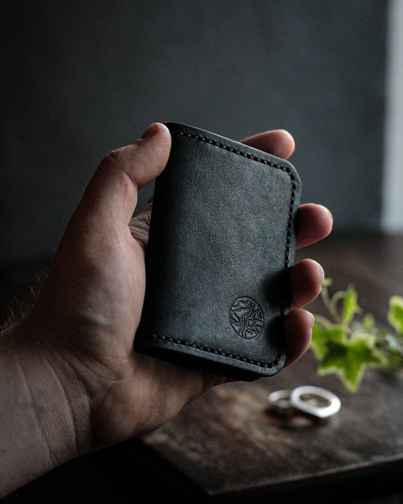 The Carrion V2, Handcrafted Leather Wallet image 2