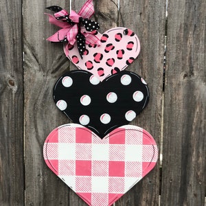 Valentine's day door hanger. Stacking hearts door hanger. Valentines day decor Valentine's Day door decor. cheetah print door hanger