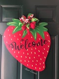 Strawberry Welcome door hanger. Strawberry door hanger. Strawberry decor. Front door decor. Summer decorations. Summer yard art.