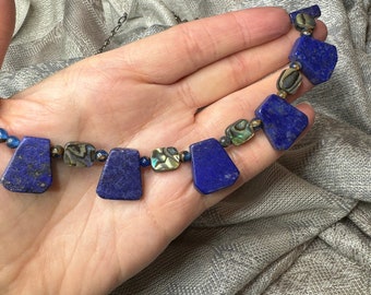 Lapis Lazuli en schelp kralen ketting