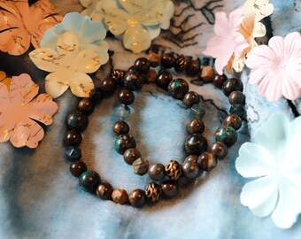 Aarde - Edelsteen Stretch Armband - Bronzite, Malachiet, Moss Agaat, Red Creek Jasper