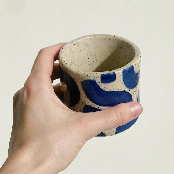 a good coffee mug The Mug Experience Color Changing Mug main image 0