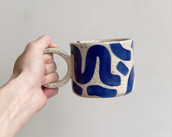 Blue Scribble Mug / Handmade Speckled Stoneware Cappuccino Mug With A Handle / Modern Design Coffee Mug / Light Cream Stoneware Tea Mug