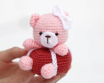 Amigurumi Crochet Pattern (PDF in English): Crochet Present Bear, Crochet Gift Bear, Crochet Christmas Bear, Amigurumi Christmas Bear