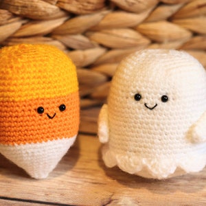 Amigurumi Crochet Pattern PDF in English: Candy Corn image 4