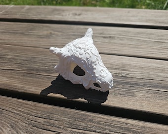 Cráneo cubone ornamental impreso en 3D