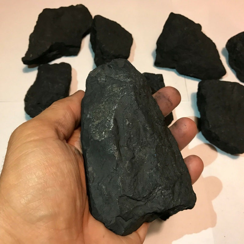 Rough SHUNGITE Specimen 2 Billion Years Old Ancient Healing Stone 1 Stone