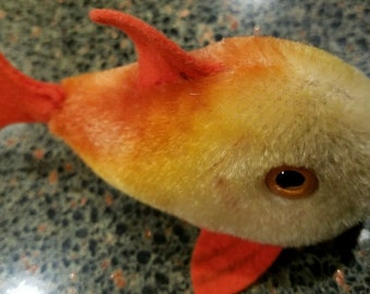 steiff flossy fish