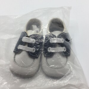 Good-Kruger Dolls Collectible Leather Shoes: Black and White