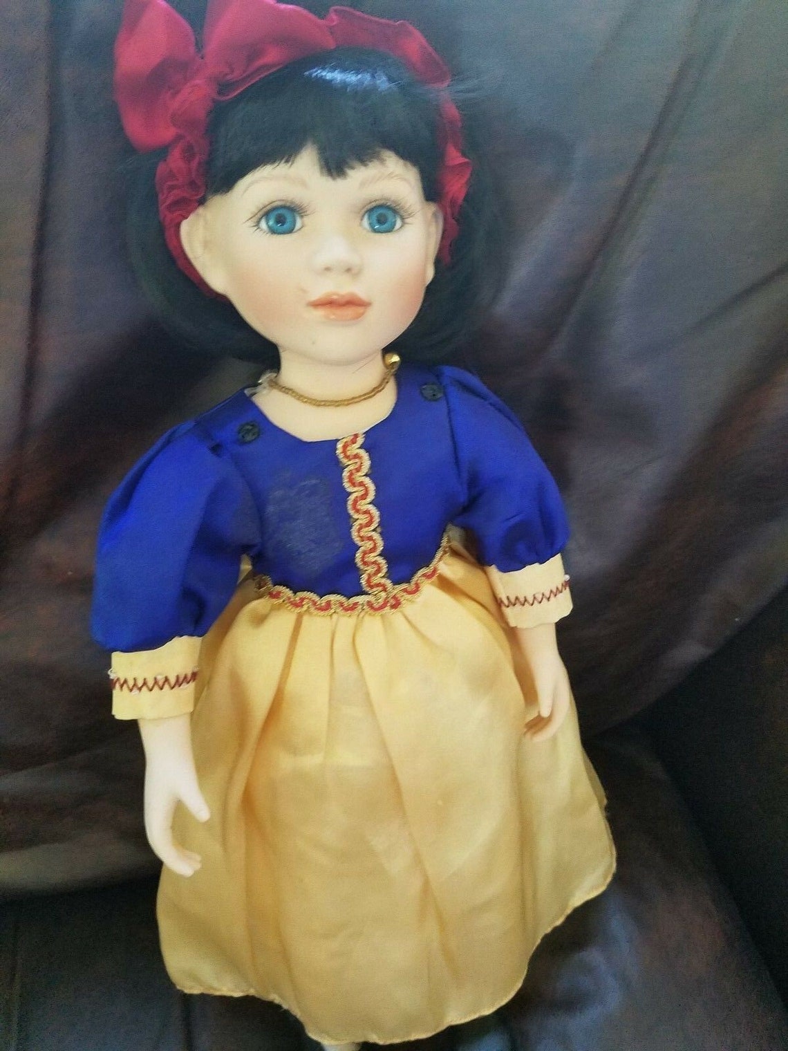 Geppeddo doll collectors series 17 Porcelain and cloth Snow Etsy