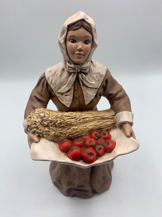 1997 Vtg Thanksgiving 10" Tall Pilgrim Woman Tomat