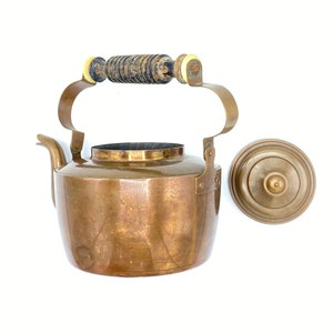 5.5&#39;&#39; Copper Tea Pot Kettle with Lid and Wooden Handle