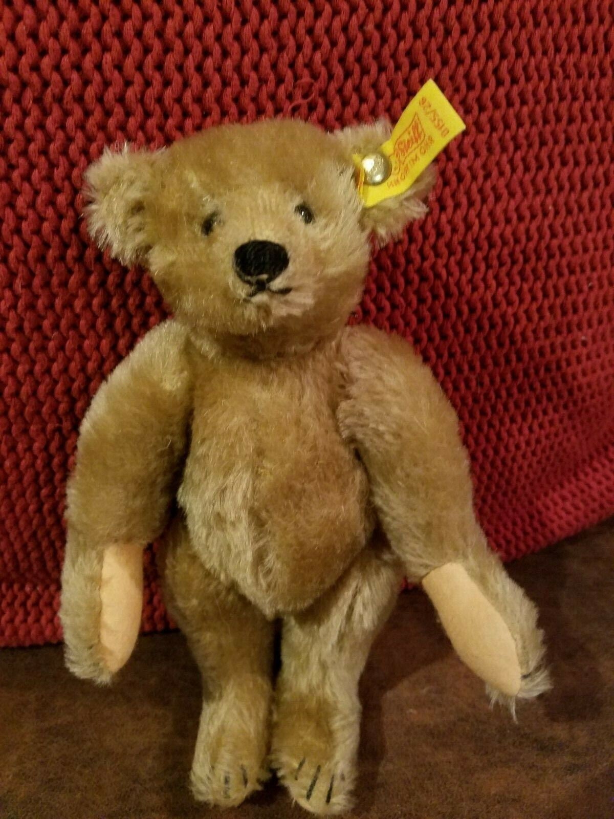 ANTIQUE early 1900s unsigned GERMAN STEIFF STRAW FILLED TEDDY BEAR, 9  INCHES