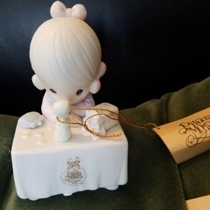 Precious Moments My Happiness 1990 Symbol of Membership Figurine