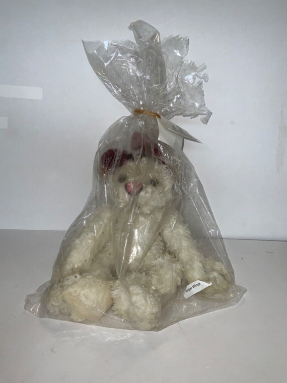 Sensational Scents Bear Figurine Angel Wings