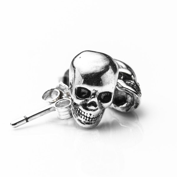 Sterling Silber Totenkopf Ohrringe | Gothic Ohrringe | Ohrstecker Skull Ohrringe | Kleine Ohrringe | Massive Sterling Silber Totenkopf Ohrringe