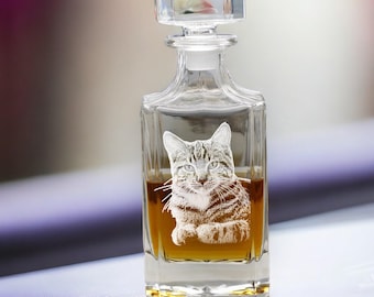 Personalized Whiskey Decanter, Custom Decanter with your Photos Etched, Engraved Decanter, Groomsman Gifts, Gifts for Dad, Gifts for Him