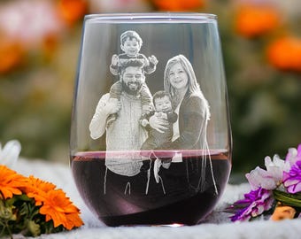 Custom Etched Photo Stemless Wine Glass , Personalized Stemless Etched Wine Glass, Christmas Glass Gift, Engraved Wine Glass, Father, Mother