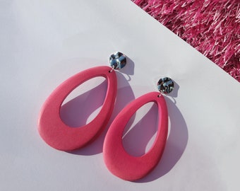 Pendientes de lágrima de madera - Pendientes colgantes rosas - Pendientes coloridos - Pendientes boho - Hechos a mano en el Reino Unido - Olany