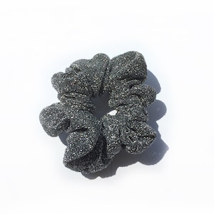 Silber Glitzer Scrunchie - Sparkly - Blingbling - Haargummi - Haarschmuck - Stilvolles Design - Handgefertigt in Großbritannien - Olany