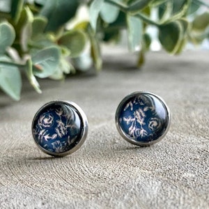 Dark Navy almost Black and Tan Floral 10mm stud Earrings