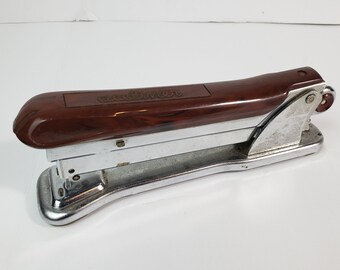 502 Made in USA Mid Century Modern 1960/'s Works Vintage Ace Liner Desk Stapler Model No Bakelite Wood Chrome