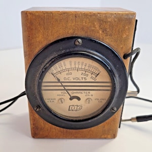 Vintage Volt Ohmmeter Model 271-B Chicago USA Industrial Instrument Co. IISCO