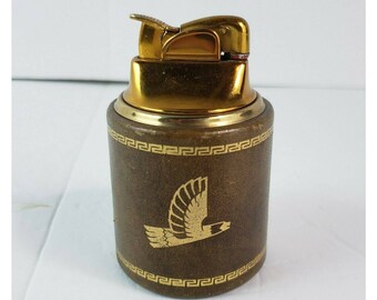 Zabytkowa zapalniczka samochodowa Richfield Motor Oil Reklama Skórzana Metalowa 2.5"