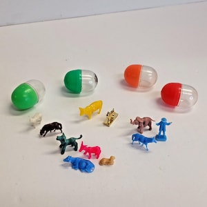 Lot of 11 Cracker Jack Gumball Prizes Miniature Premium Toys Animals People