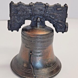 Sino da Liberdade em Metal em Miniatura 3,5" de Altura Réplica Cobre/Latão Souvenir Vintage
